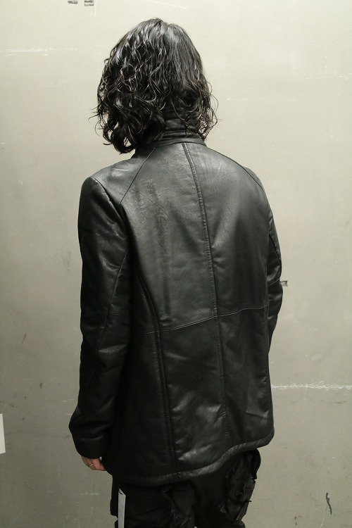 30%OFF】JULIUS ジャットネックジャケット BLACK「I.D.HEART」