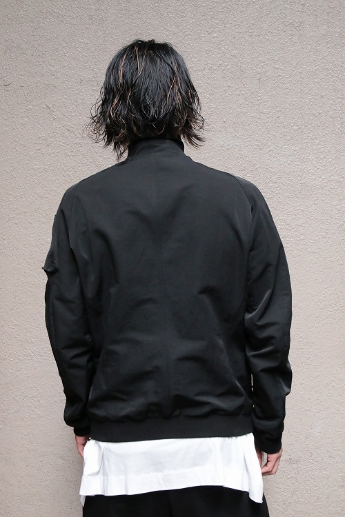 JULIUS ジャットネックボマージャケット BLACK サイズ2-